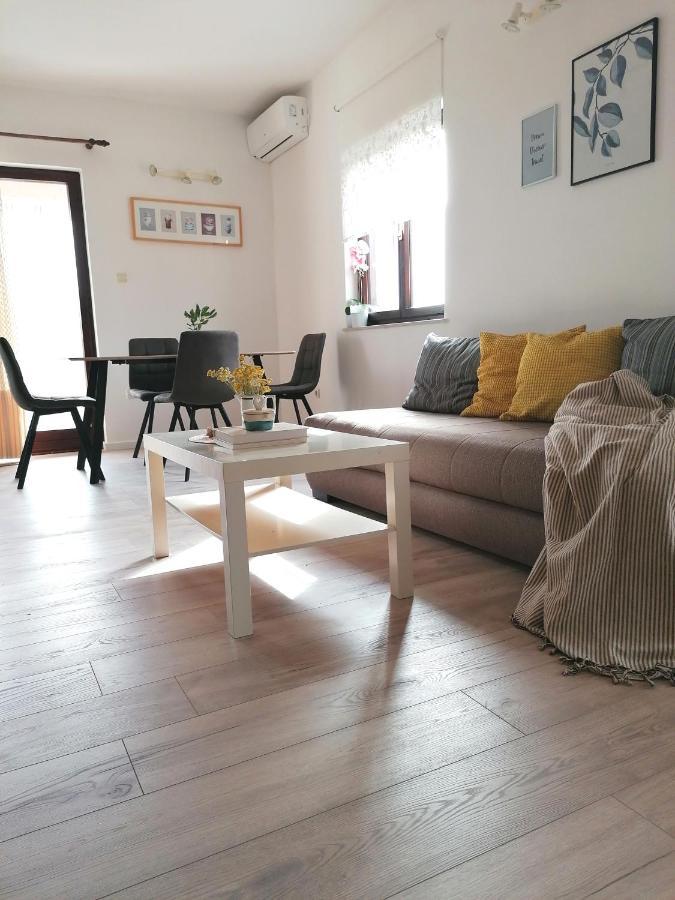 Apartment Mare Vrsi Kültér fotó